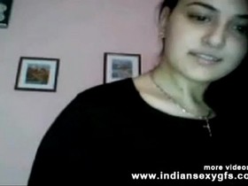 indian Collagegirl squeezing her boobs on live webcams - indiansexygfs.com